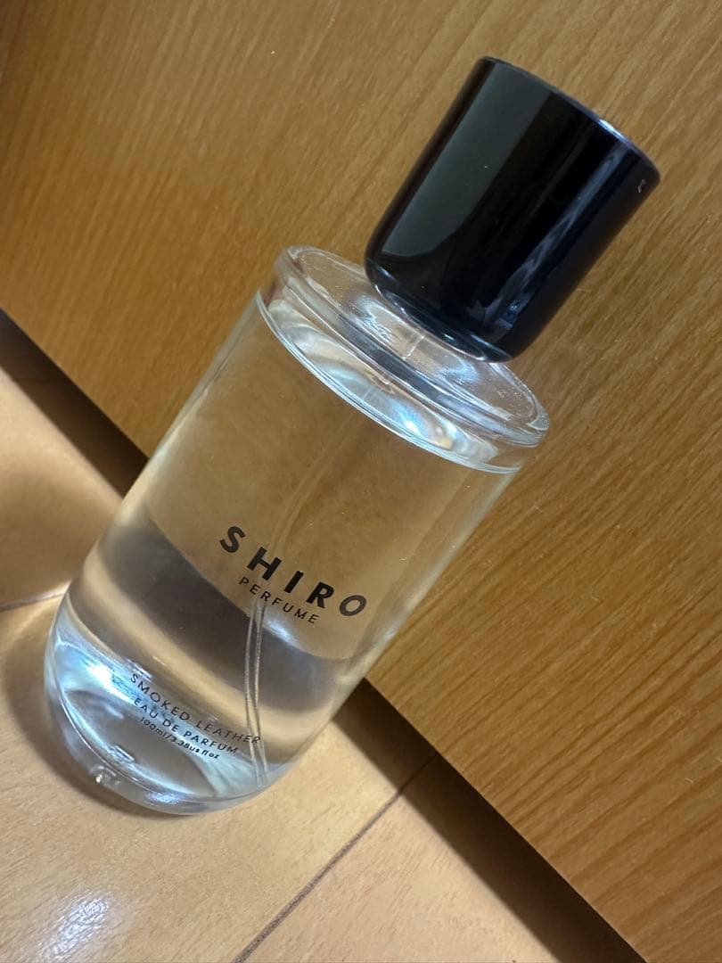 SHIRO SMOKED LEATHER 100ml 香水