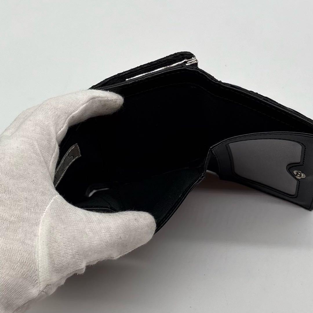 【美品】ヴィヴィアンウエストウッド レザー 二つ折り財布 オーブ 型押し ロゴ