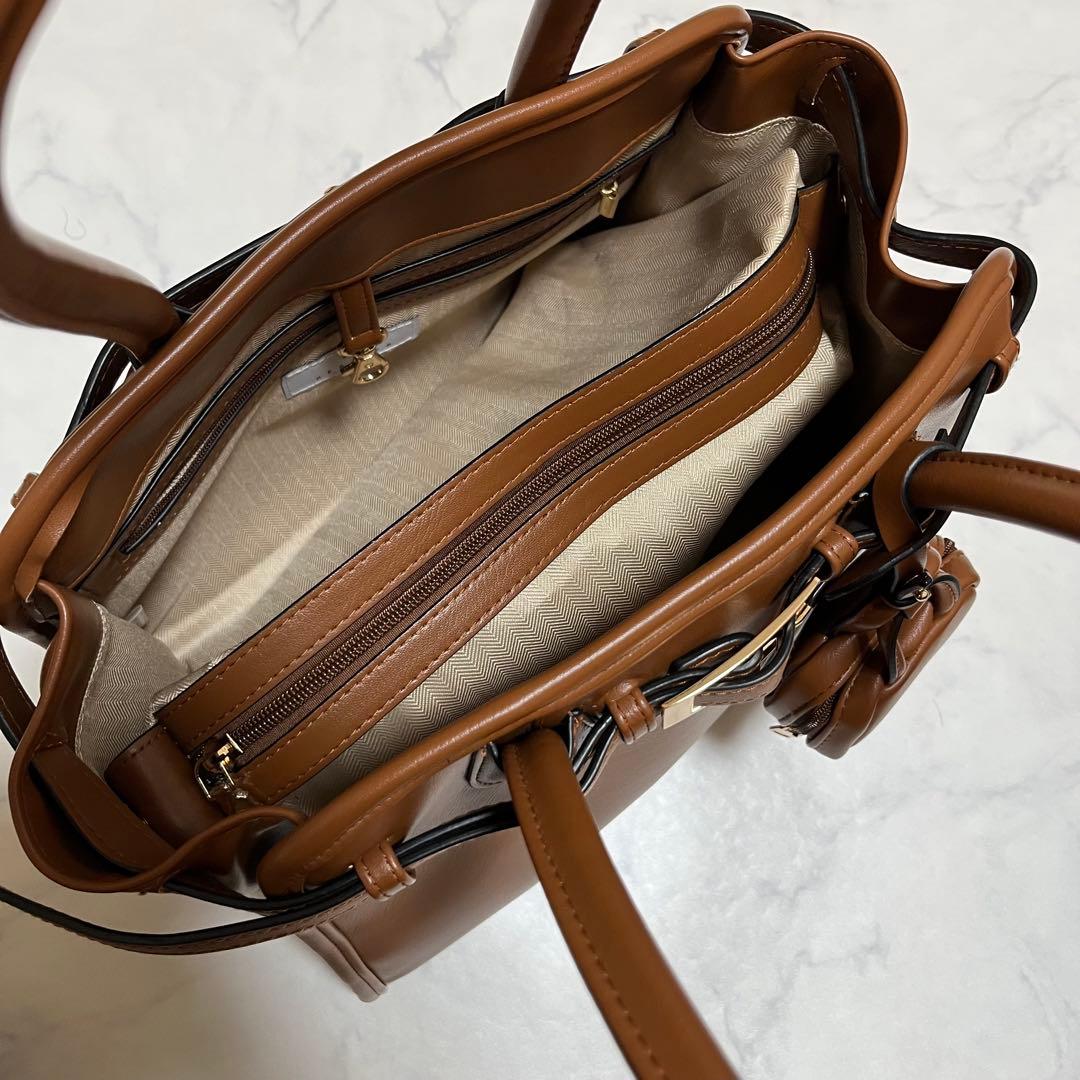 【新品タグ付き】REAIMER ミニバッグチャーム付き　ボストンバッグ　ブラウン