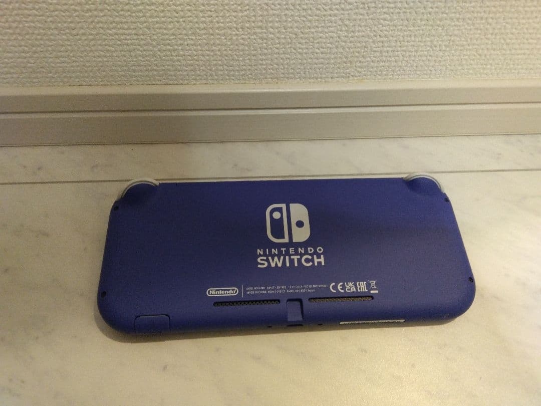 Nintendo Switch Lite ピンク・ブルー