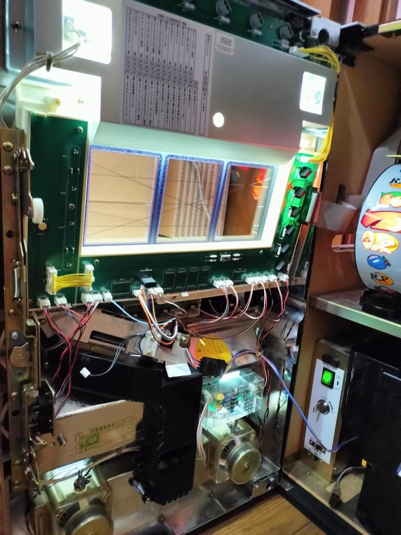 【パチスロ実機】北電子★月光仮面【オートプレイ付不要機付】４号機・レトロ