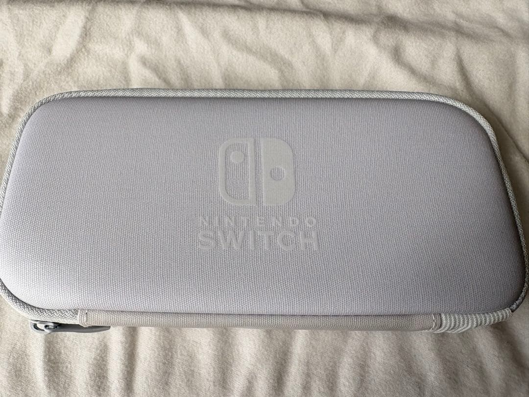 【まりる】　Switch Lite 本体と保護フィルムなど一式