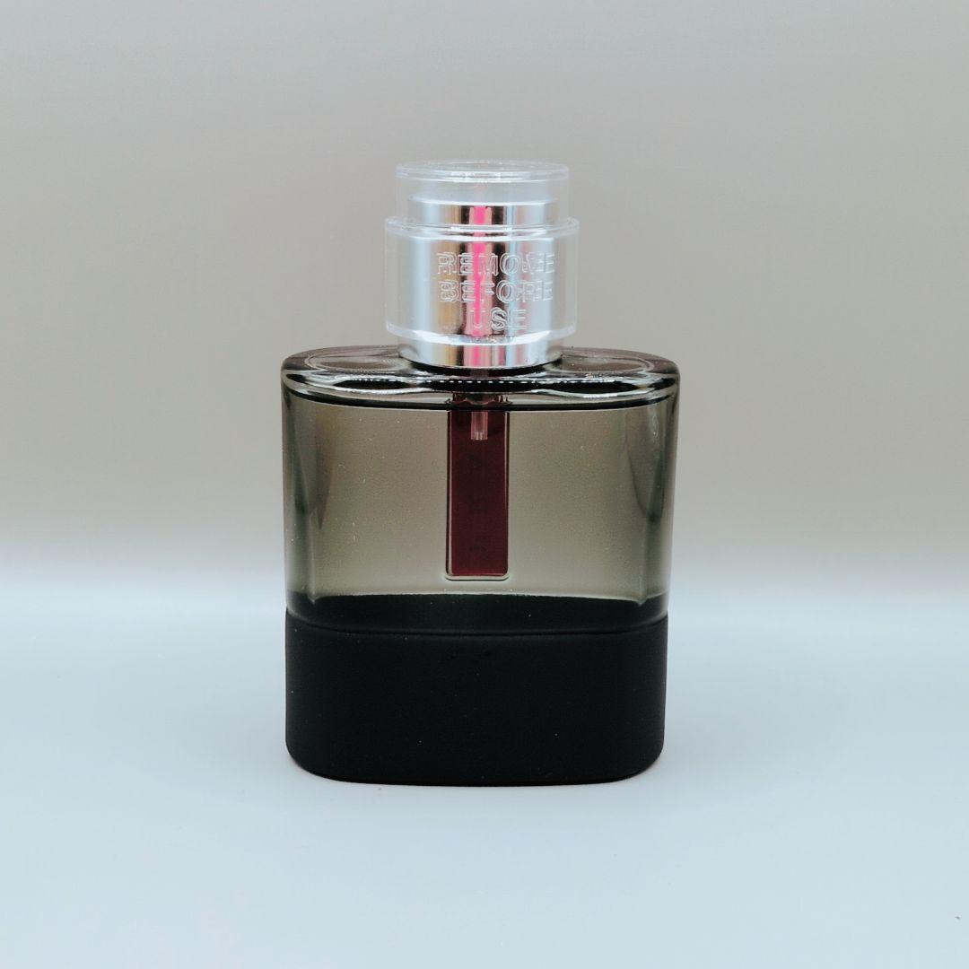 【残量9割ほど】PRADA プラダ ルナロッサ カーボン オーデトワレ 50ml