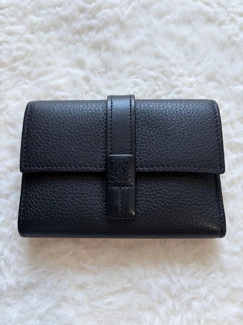 LOEWE バーティカル ウォレット スモール ブラック 黒