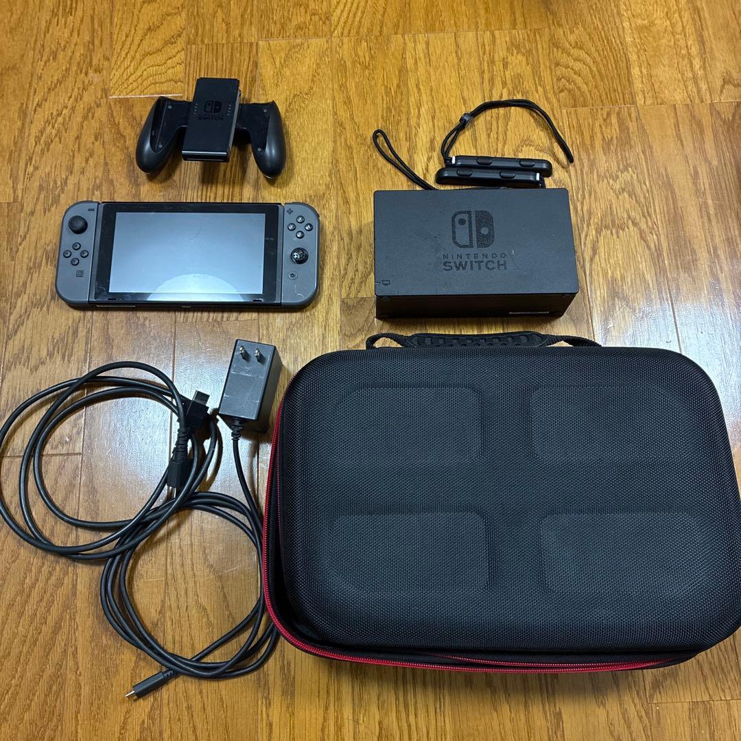 Nintendo Switch 本体 専用ケース付き
