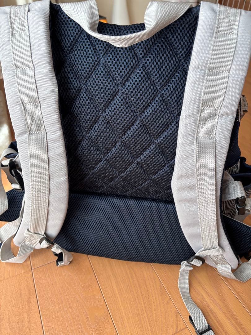 Lee ハグ＆リュック 小型犬用 〜8kg用