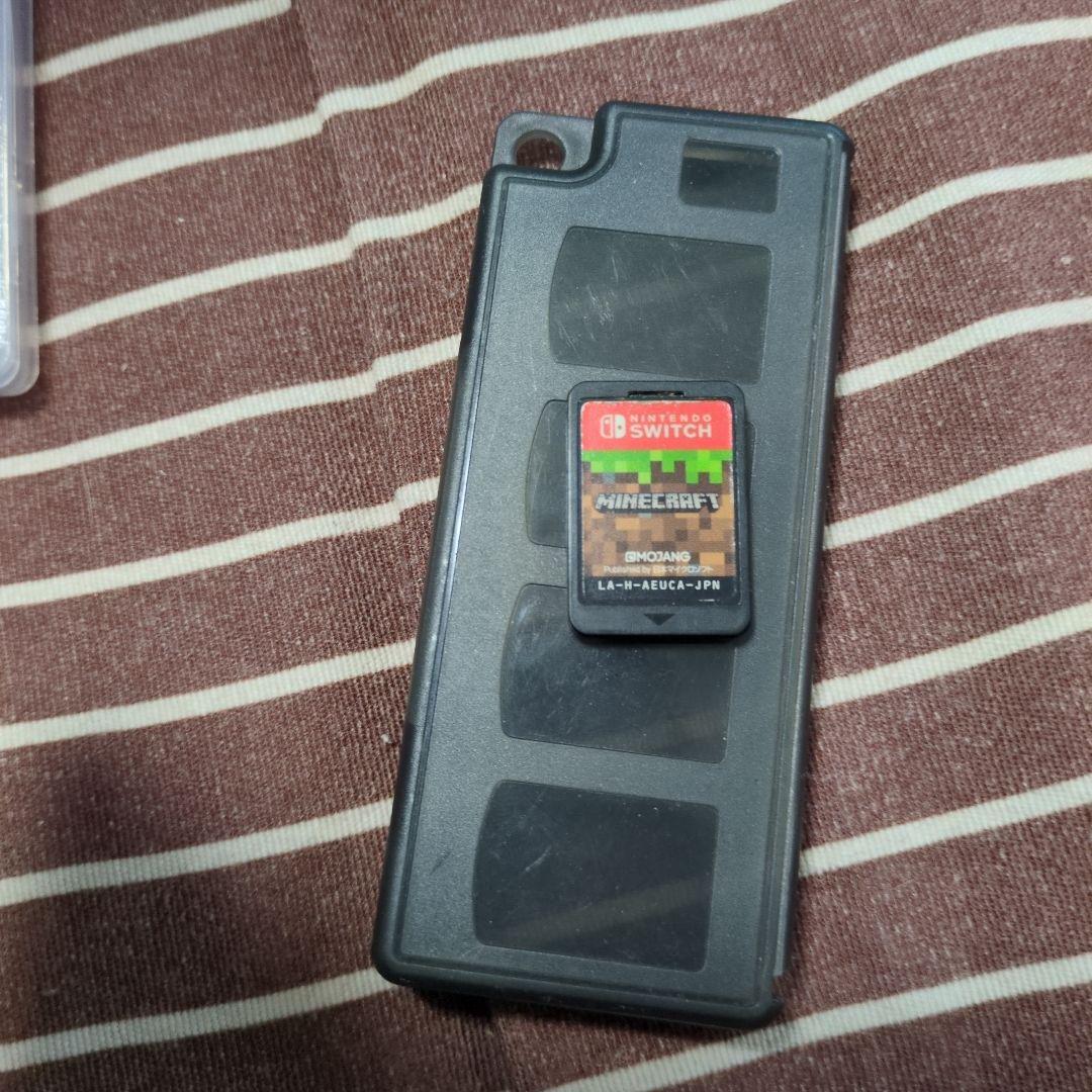 任天堂Switch+2つソフト付き（おまけあり）
