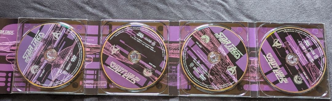 松*吾様 新スタートレックNextgeneration 全７巻　取り付け部に欠け