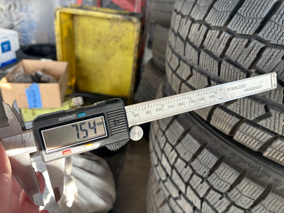 ウインターマックスＷＭ02 185/65R14 23年製