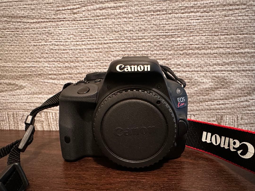 Canon 一眼レフカメラ　kiss x7 ダブルズームキット