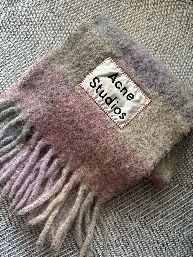 Acne Studios グラデーションマフラー