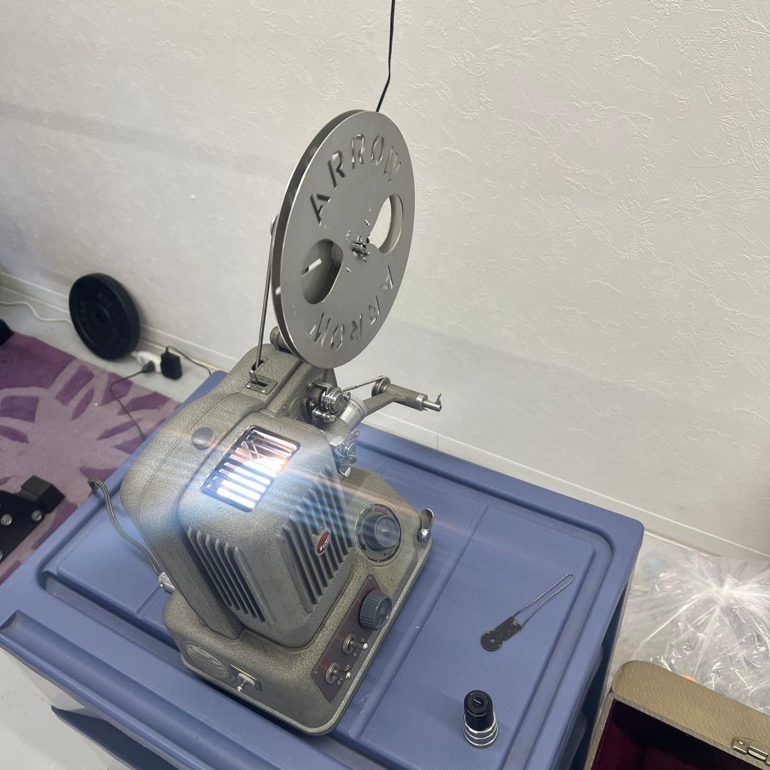 ELMO E-80 映写機　動作品　訳あり