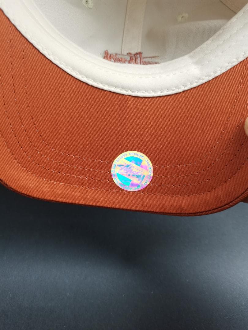 Stussy ベースボールキャップ ベージュ/オレンジ