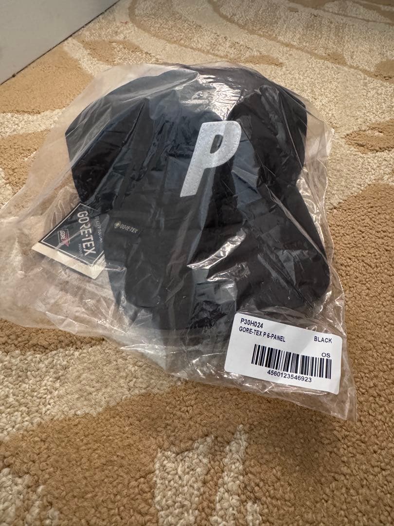 リ*ン様 PALACE Gore-Tex P 6-Panel \"Black\" 新