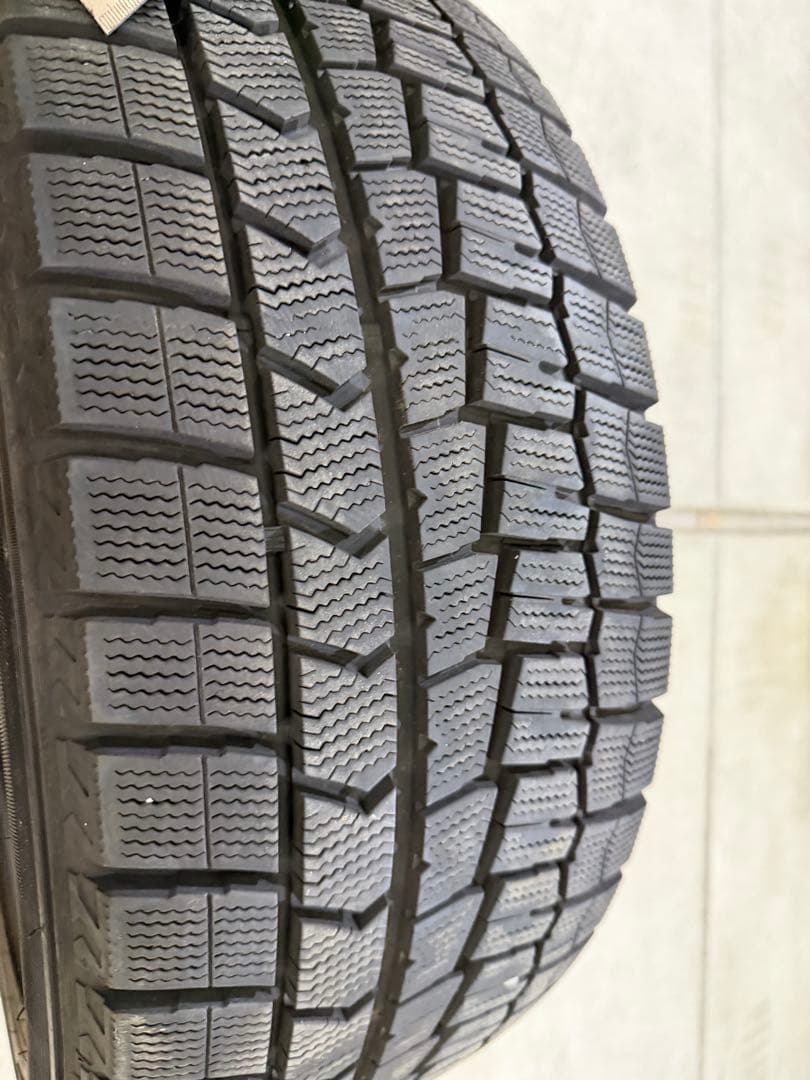 スタットレスタイヤ　235/50R18　中古　購入前にコメントください