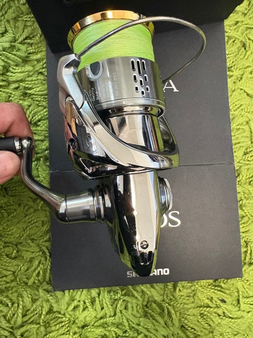 シマノ 18ステラ　2500s
