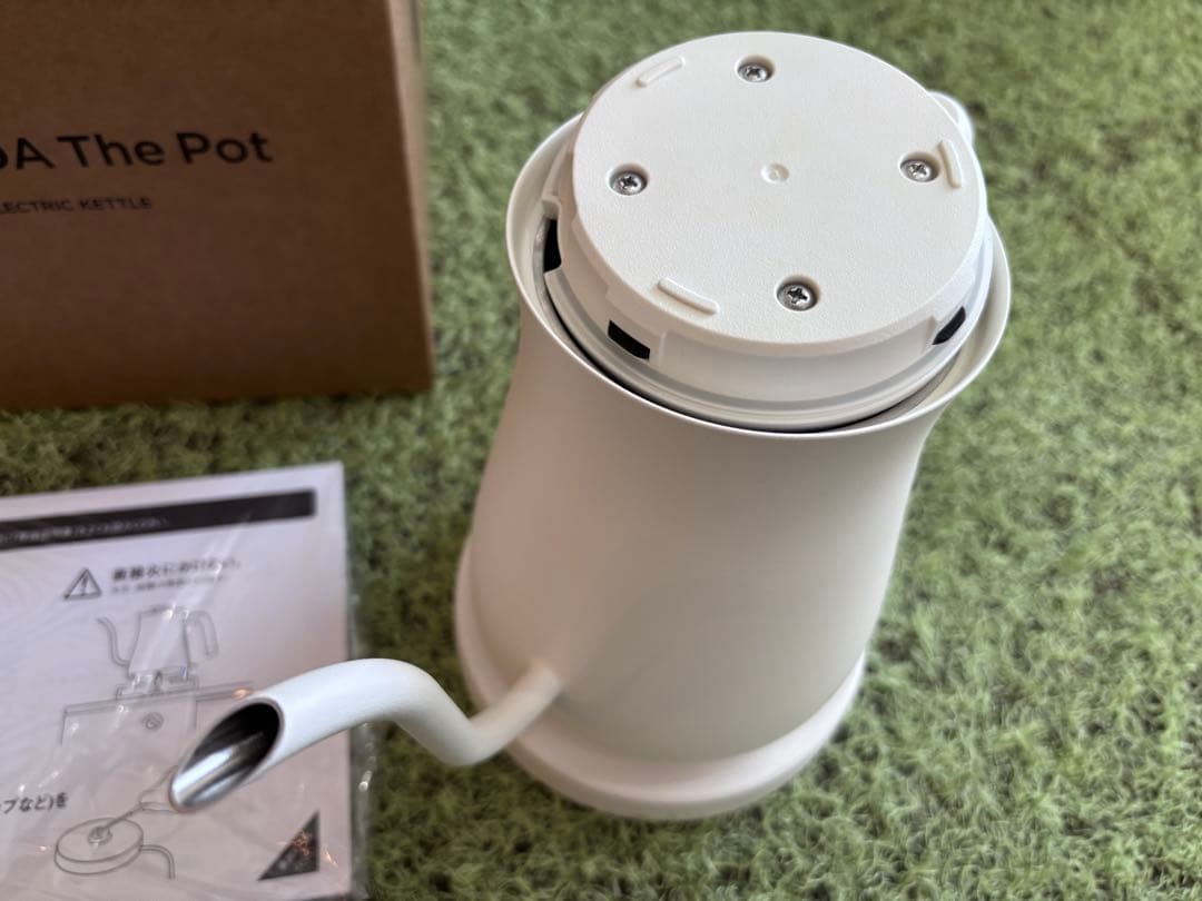 【贈答品】BALMUDA THE POT バルミューダ 電気ケトル ホワイト