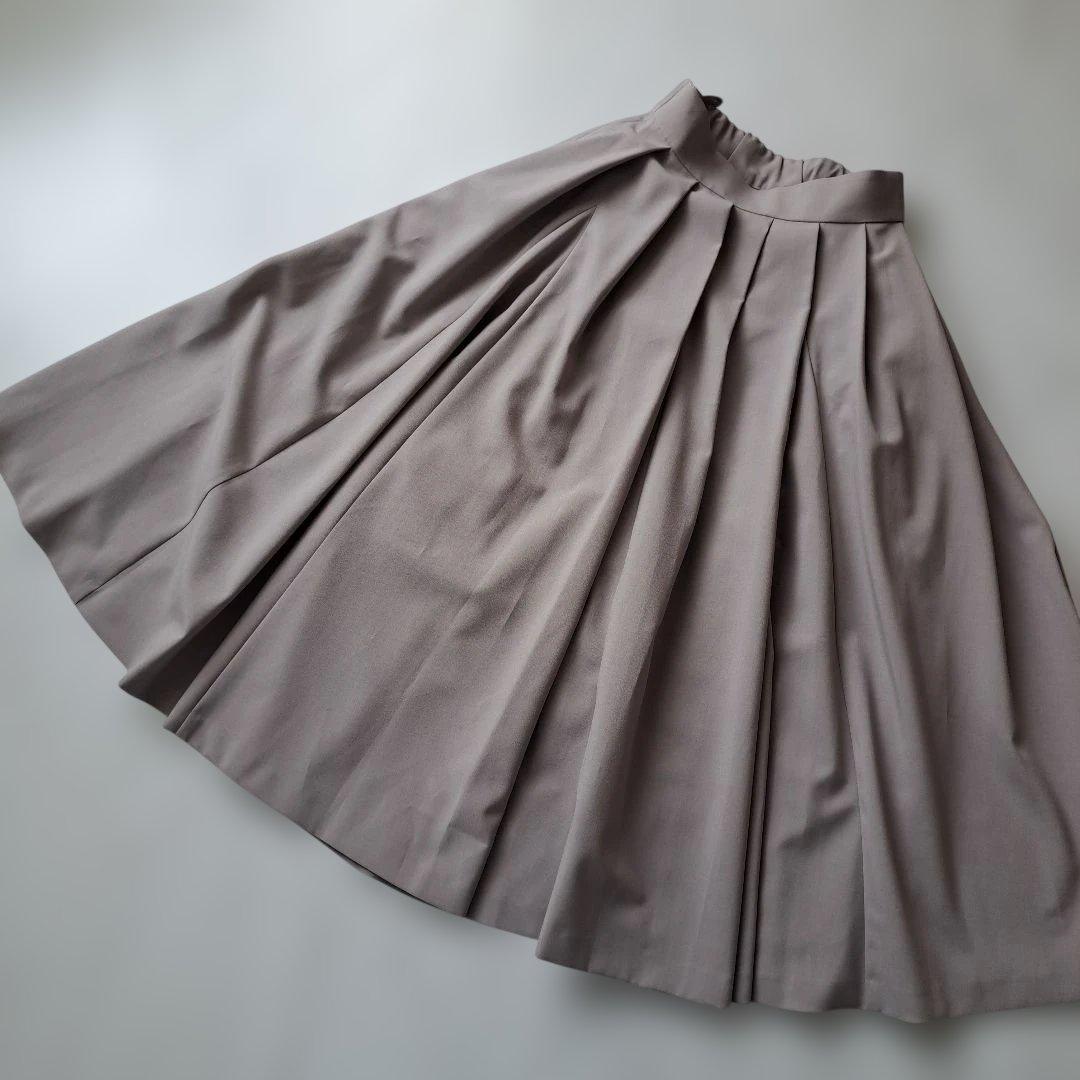 美品●アドーアADORE●ドライクロススカート55000円ルフィルhlmユニーフ