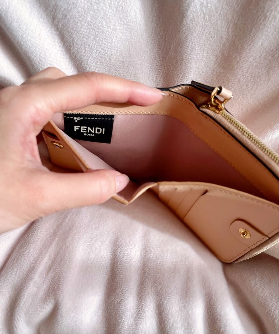 FENDI フェンディ エフイズ 二つ折り財布