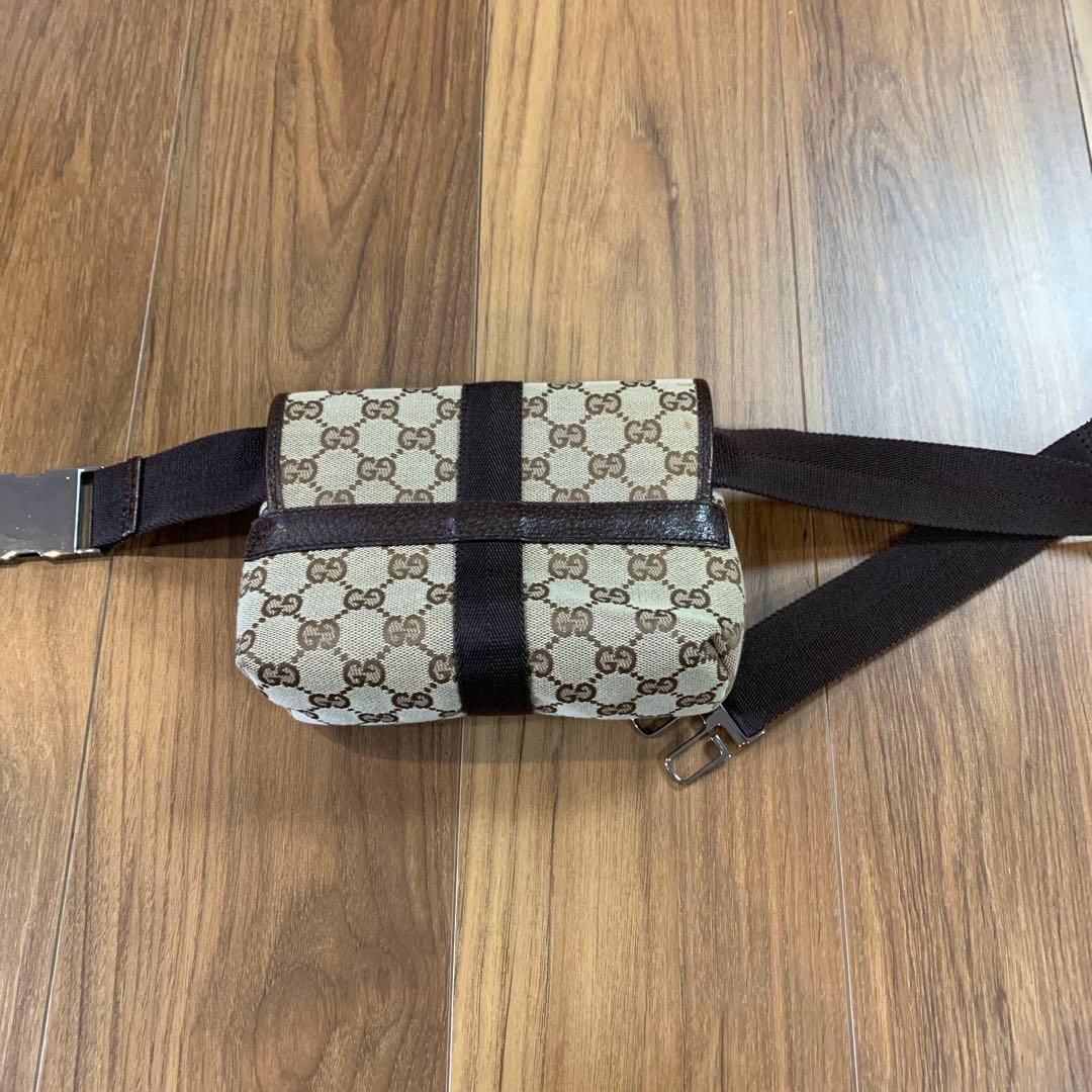 グッチ　ウエストポーチ　ミニバック　バック　GUCCI ボディバック　カバン