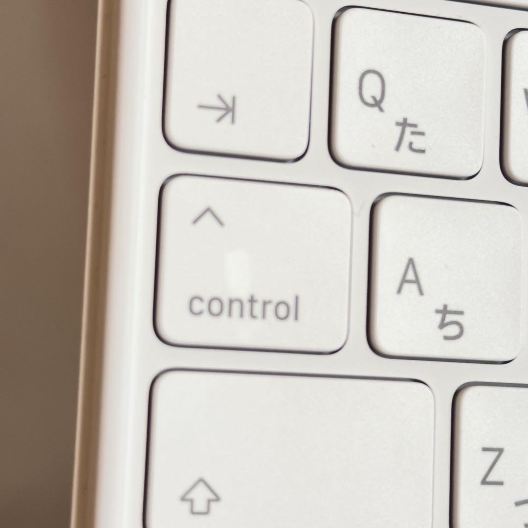 Magic Keyboard 13インチ iPad Air MDFW4J/A