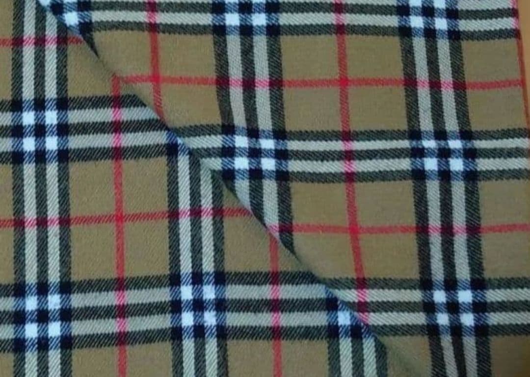 【極美品】✨✨Burberry ノバチェック柄マフラーララムウール100%