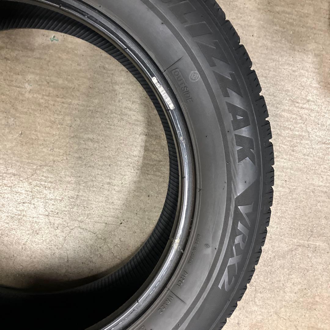 BRIDGESTONE 215/60R17 スタッドレスタイヤブリザック