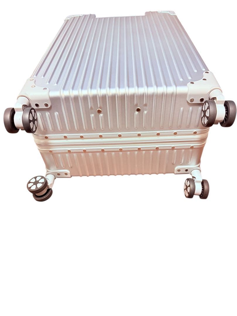 スーツケースキャリーケース4-6泊60L 67.5*42.5*25cm Mアルミ