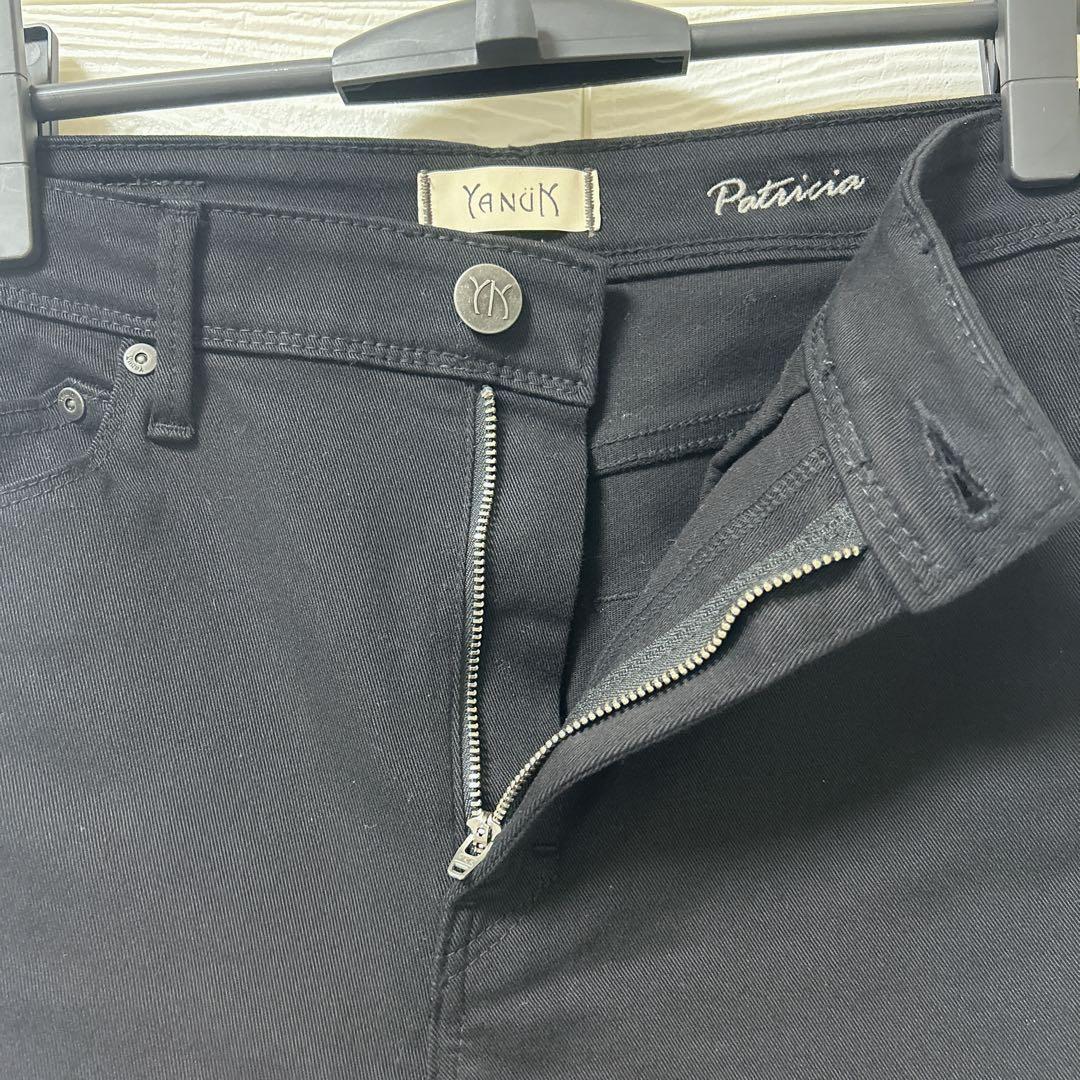 美品 ヤヌーク パトリシア スキニー デニム ストレッチ 25 ブラック