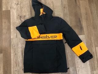 クイックシルバー QUIKSILVER　キッズ用スノボーウエア(12M/美品）
