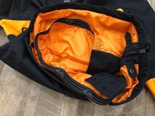 クイックシルバー QUIKSILVER　キッズ用スノボーウエア(12M/美品）
