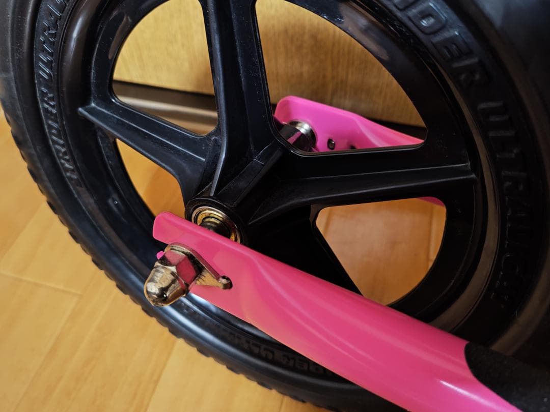 ストライダー　ピンク　日本正規品　スポーツ　12インチ