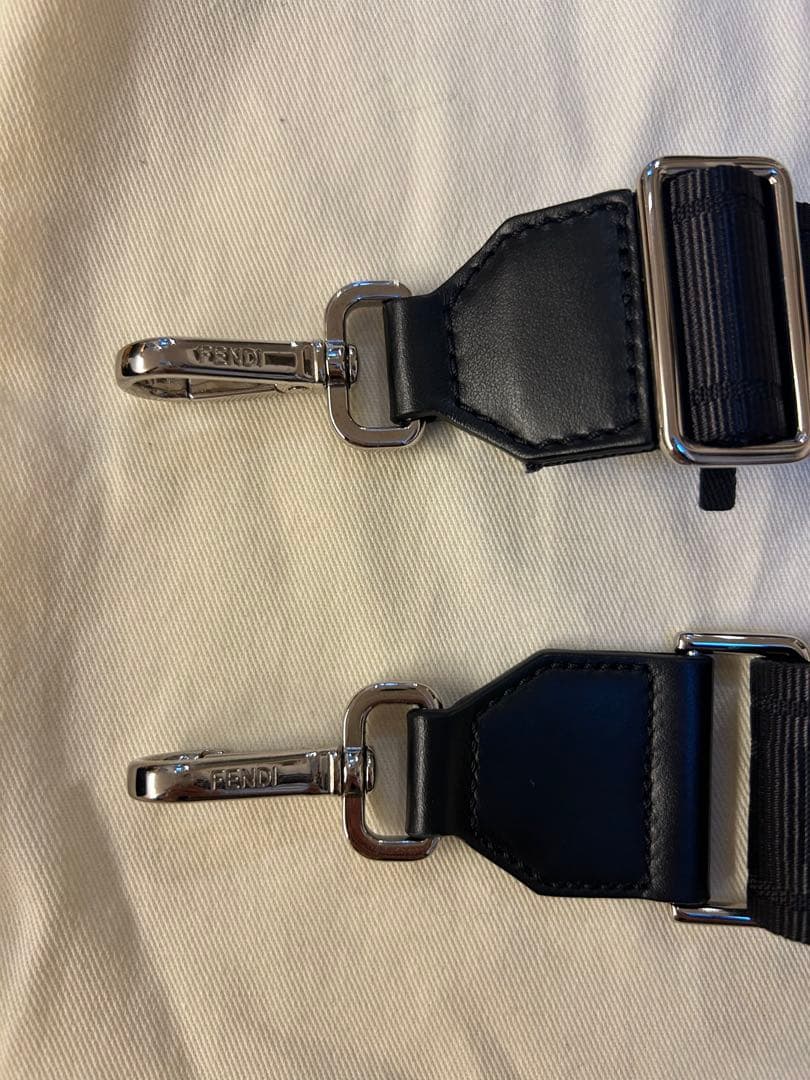 バッグ FENDI CAMERA CASE MEDIUM