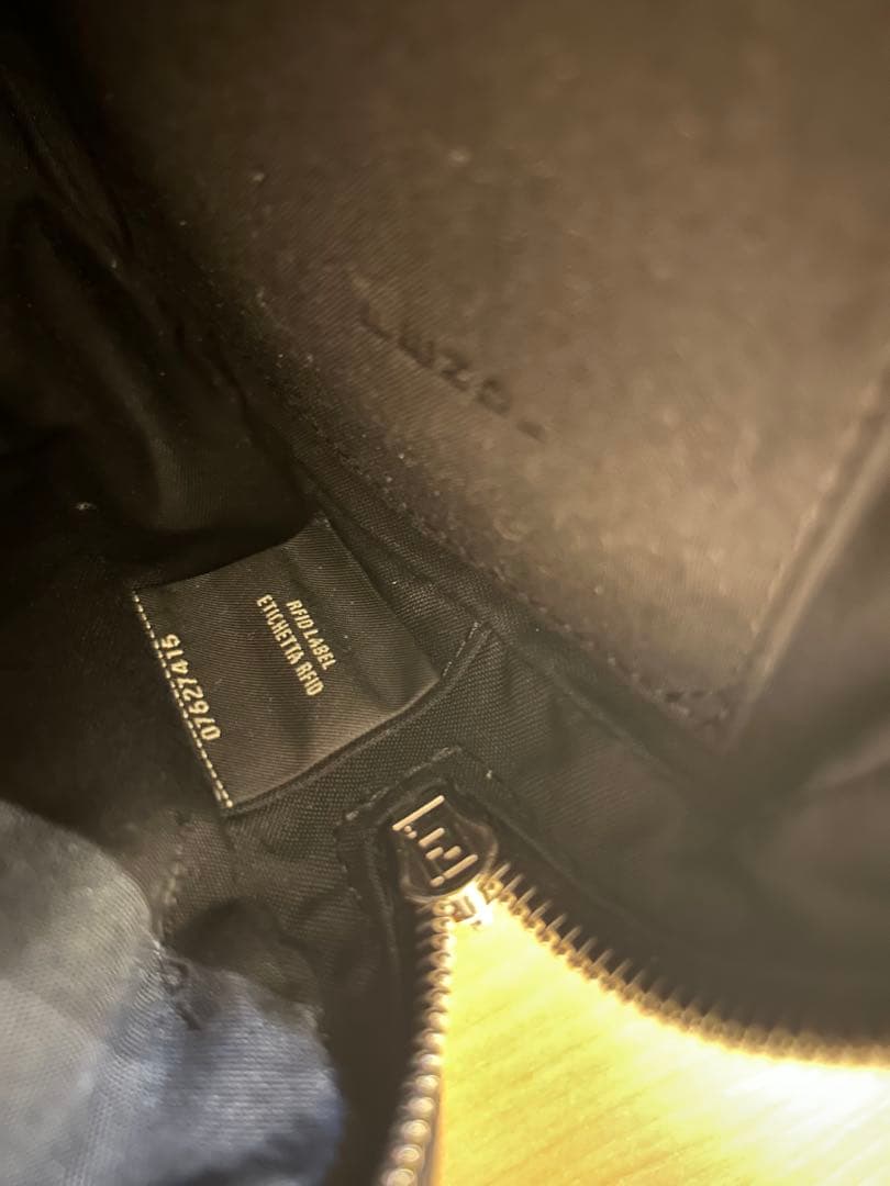 バッグ FENDI CAMERA CASE MEDIUM
