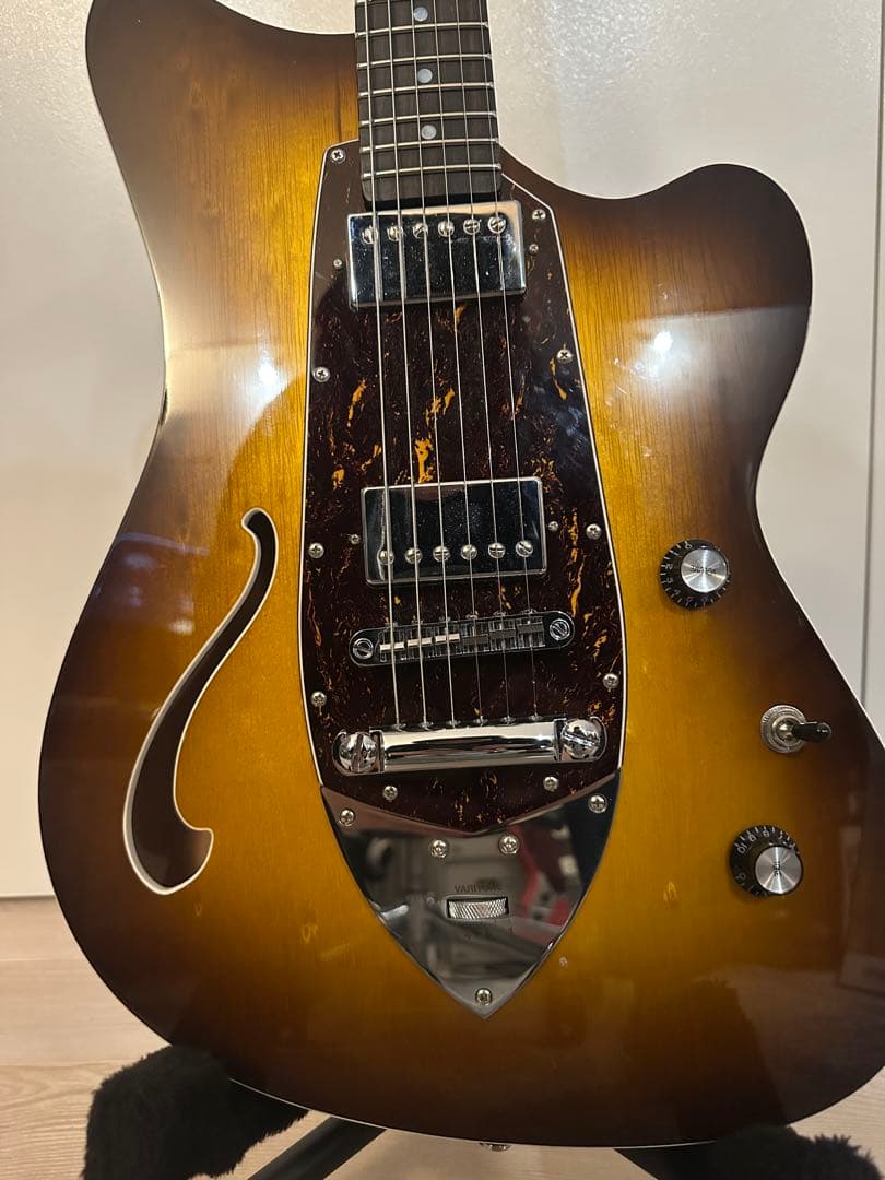 ギター Tagima Guitars JET BLUES COSMOS