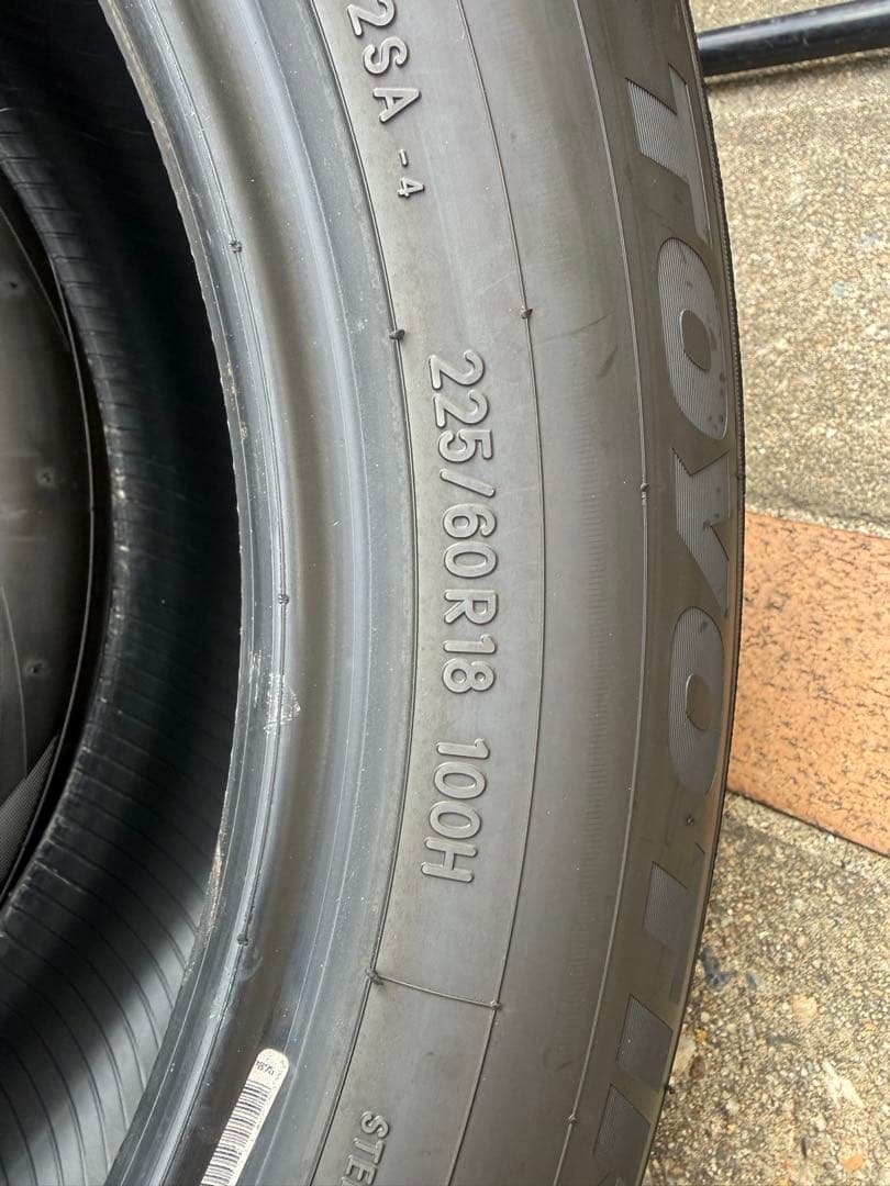 新車外し 40アルファード 225/60R18 タイヤのみ 2025年06週製