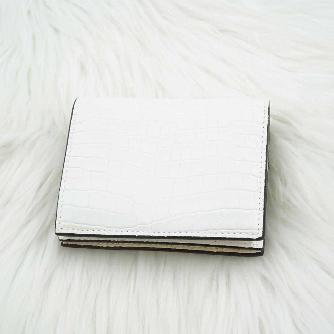 ほぼ未使用品　jimmy choo ジミーチュウ　二つ折り財布　ホワイト系　希少