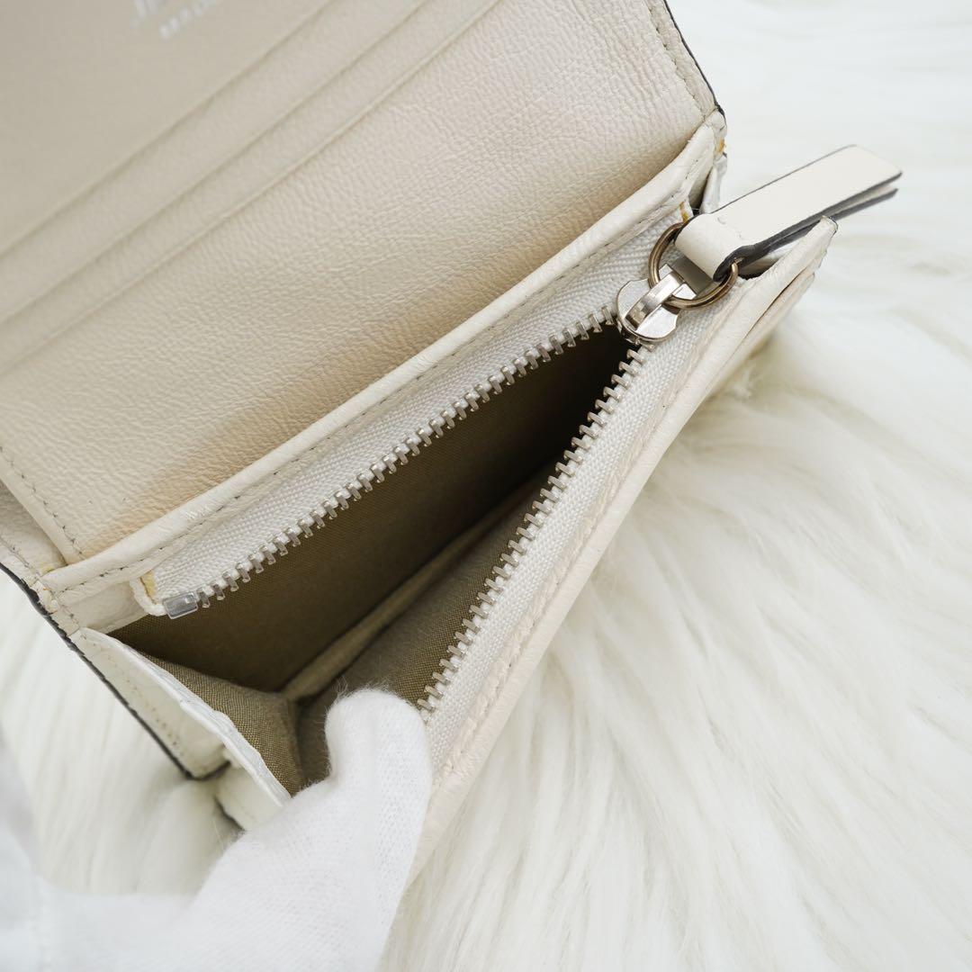 ほぼ未使用品　jimmy choo ジミーチュウ　二つ折り財布　ホワイト系　希少