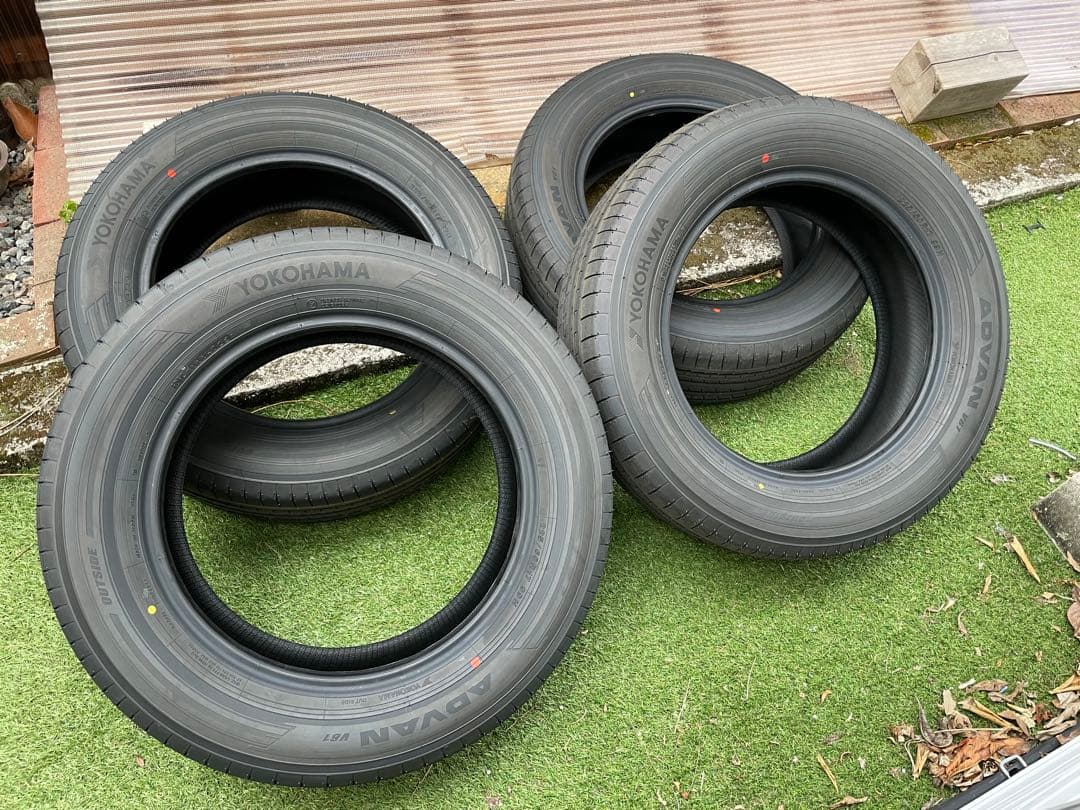 YOKOHAMA ADVAN V61 225/60R17 2025年 最終価格