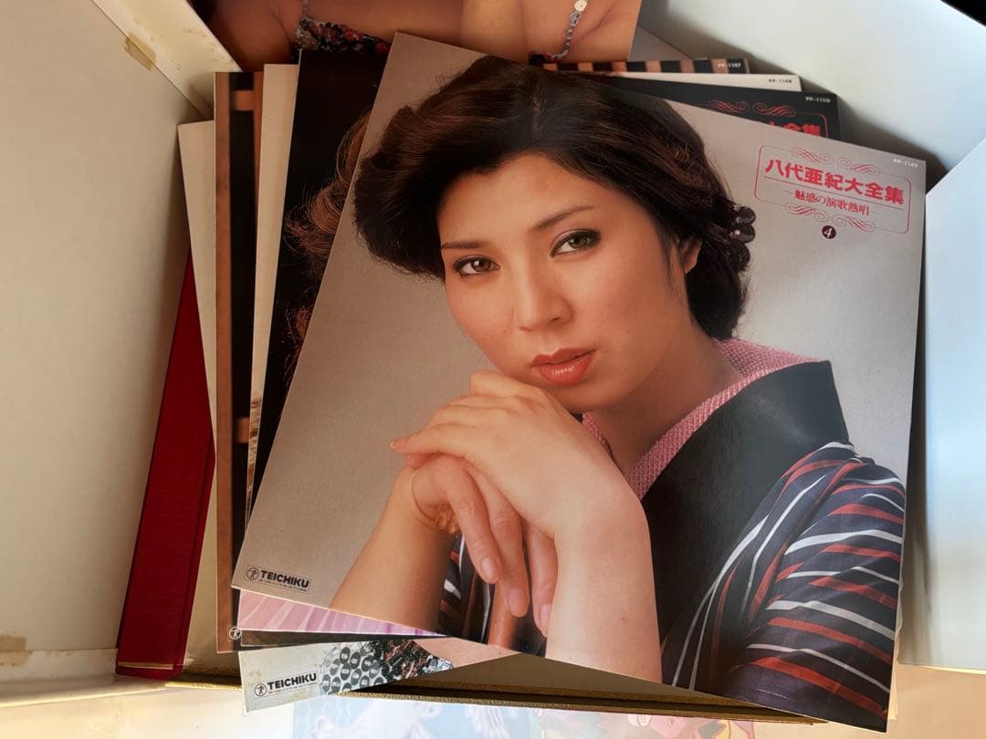 八代亜紀 大全集　魅惑の演歌熱唱　アナログレコード　５枚組