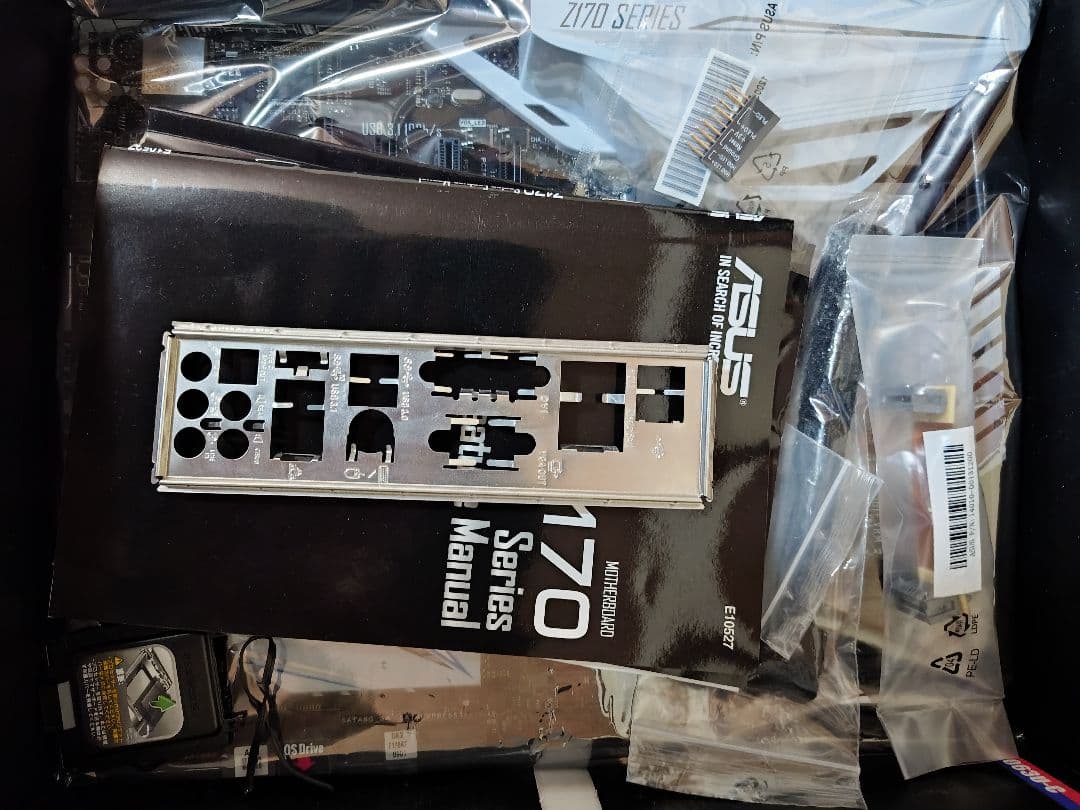ASUS Z170-A マザーボード Intel i7-6700K付き