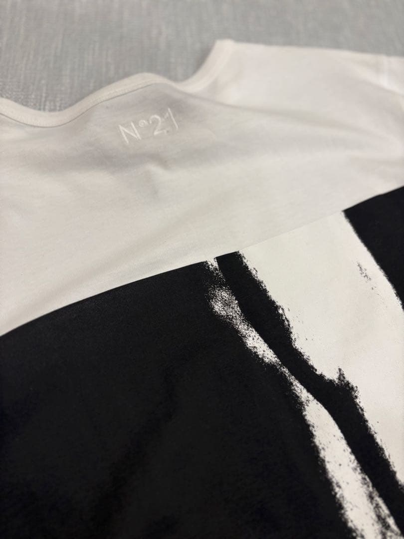 【大幅値下げ】ヌメロヴェントゥーノ　ロング半袖Tシャツ