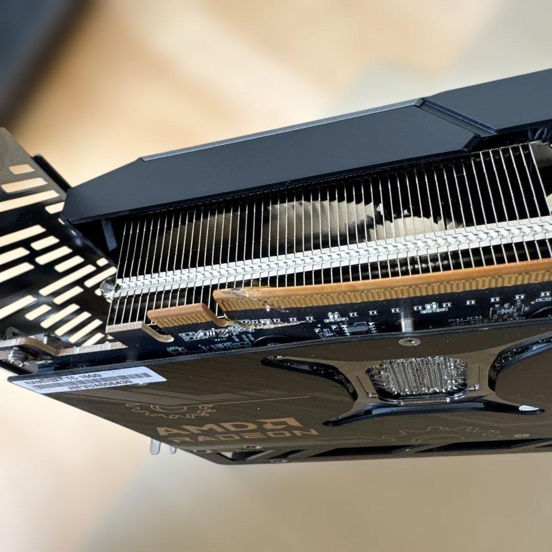 グラフィックボード・グラボ・ビデオカード ASRock Taichi Radeon RX 9070 XT 16GB