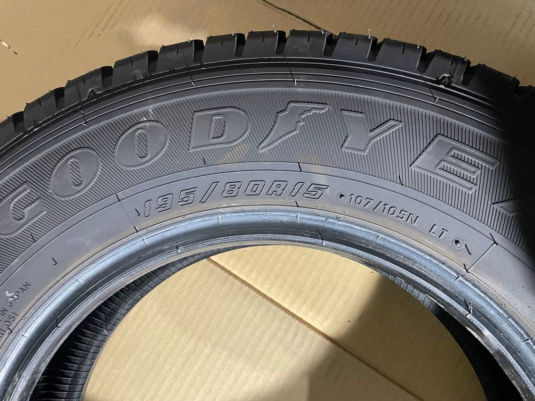 25年製 バリ山 2本セットGoodyear 195/80R15 ハイエース