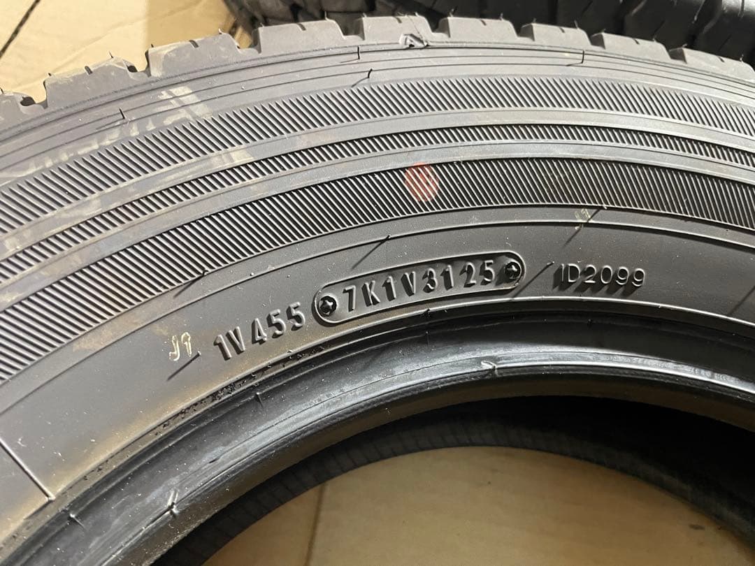 25年製 バリ山 2本セットGoodyear 195/80R15 ハイエース