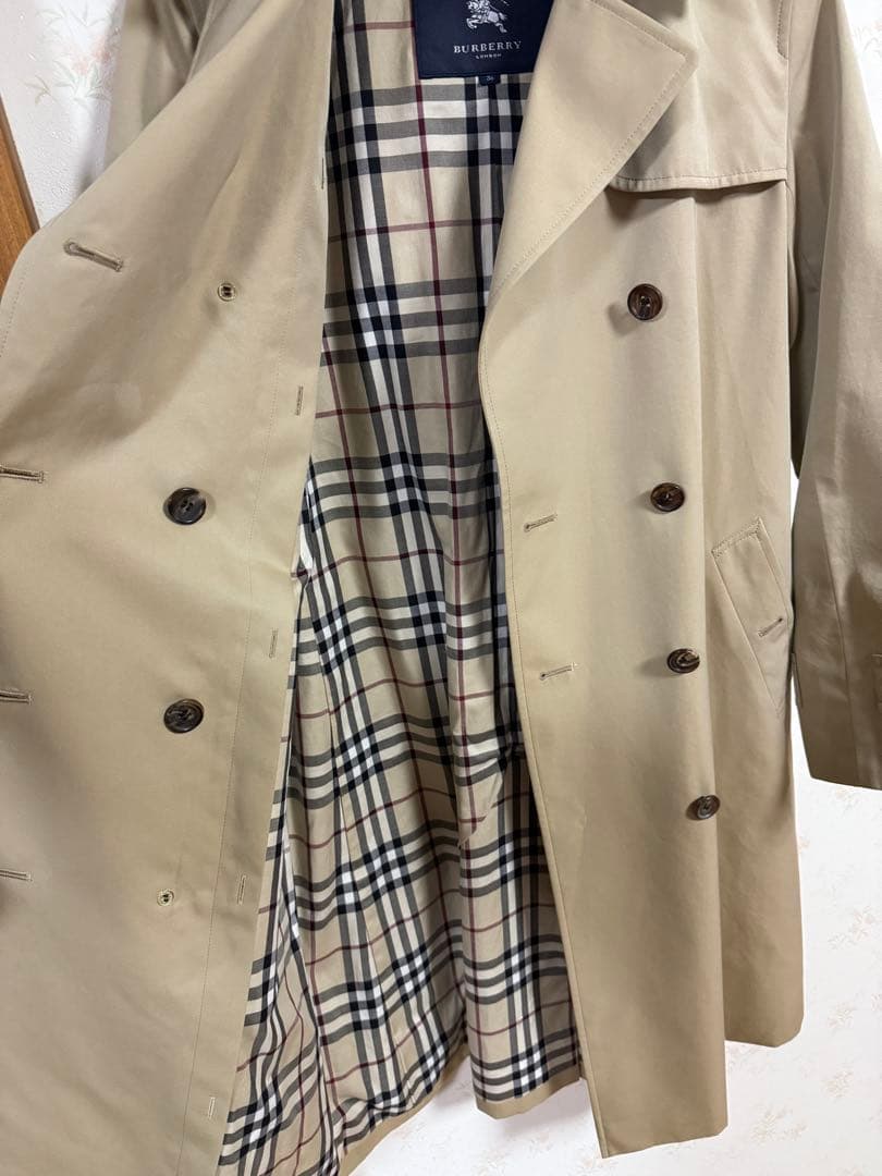 BURBERRY ベージュ トレンチコート