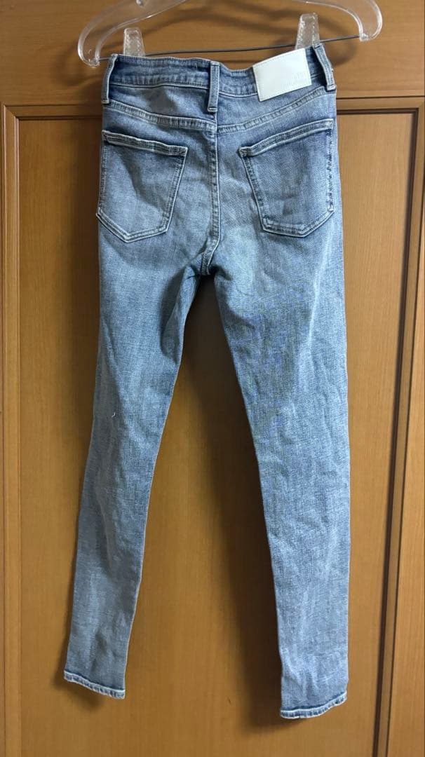 ミドルウエストcross point bijou スキニーデニムパンツ