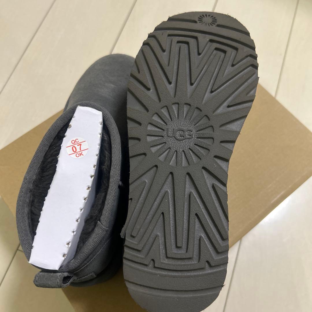 ちゃま　 UGG グレー　プラットフォーム厚底