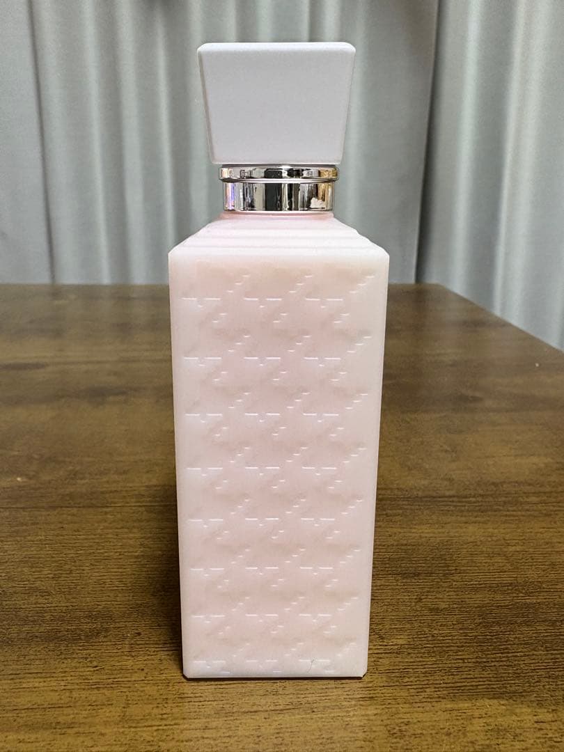 Miss Dior モイスチャライジングボディミルク 200ml