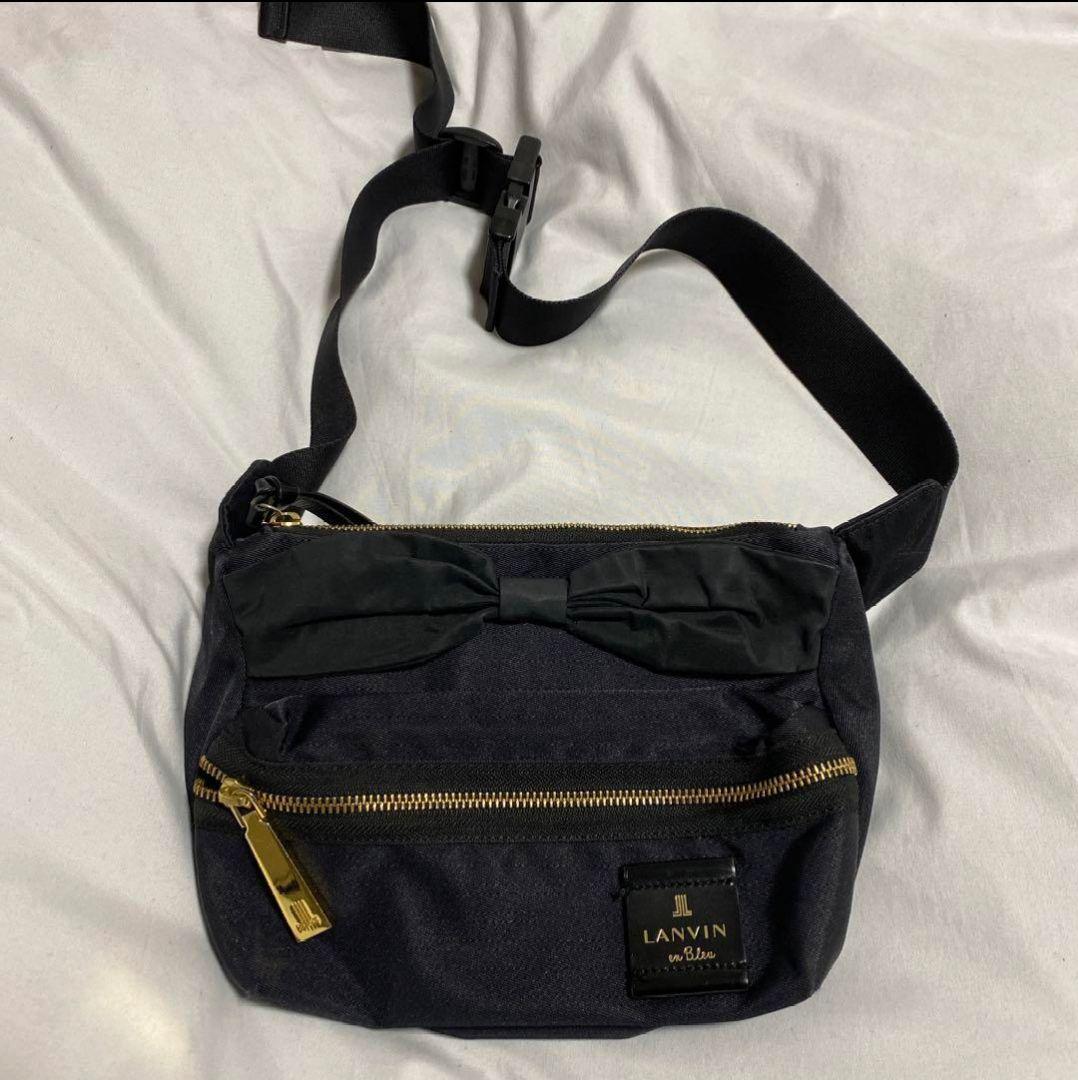 未使用品級♡LANVIN ランバンオンブルー　トロカデロ　ボディバッグ　ブラック